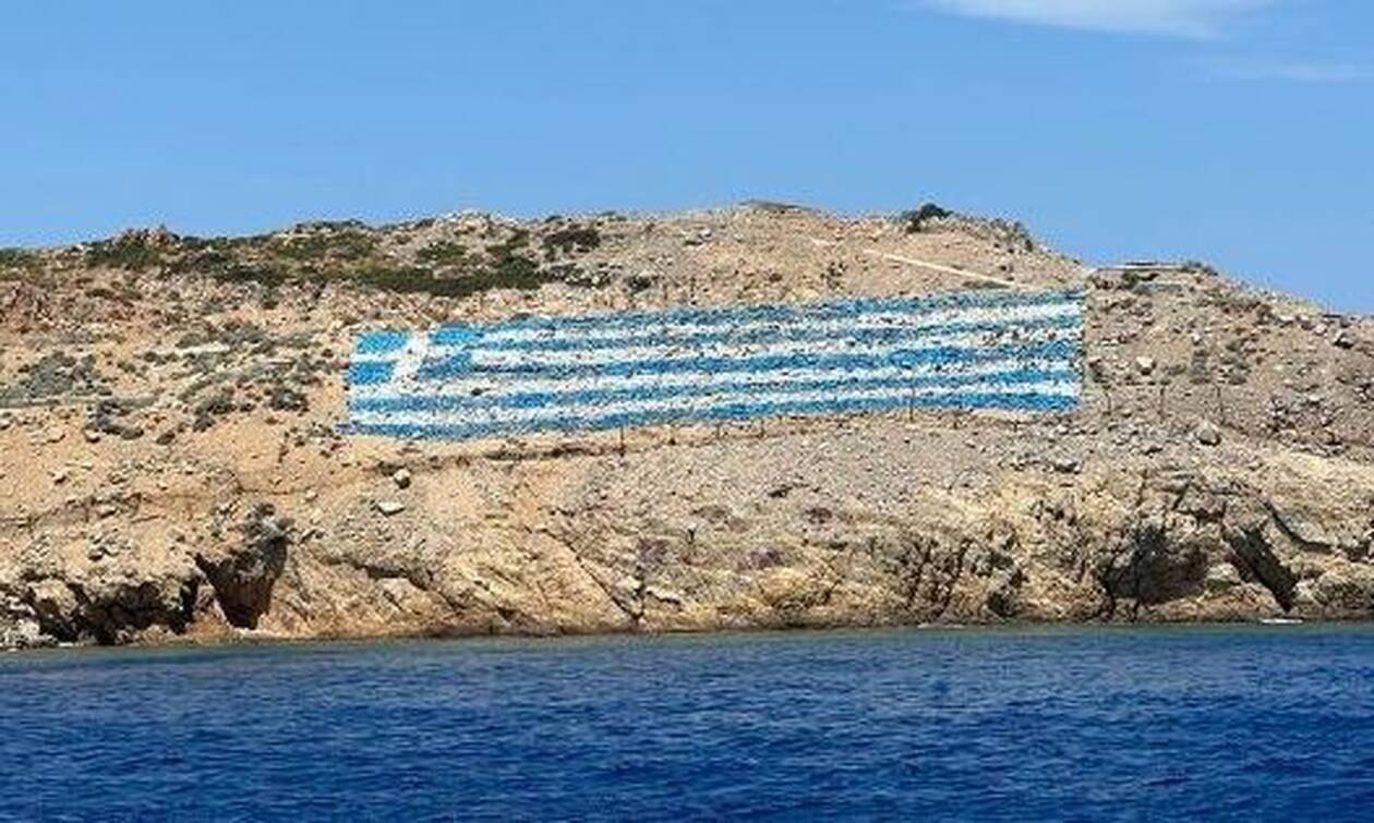 Αμόκ στην Τουρκία από την ελληνική σημαία του Μητσοτάκη στην Ψέριμο