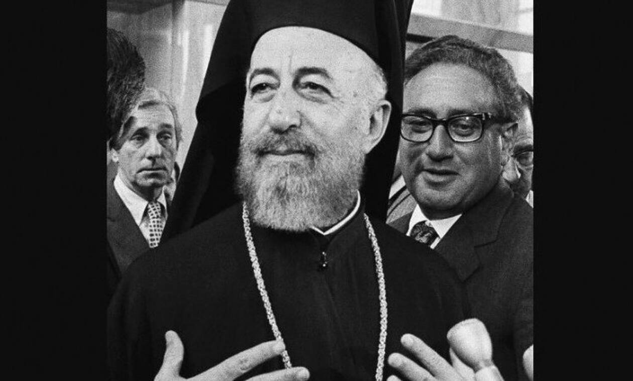 Η Yeni Safak θυμήθηκε τον Αρχιεπίσκοπο Μακάριο Γ - Αιχμηρά σχόλια για τον ρόλο κληρικών στην Κύπρο