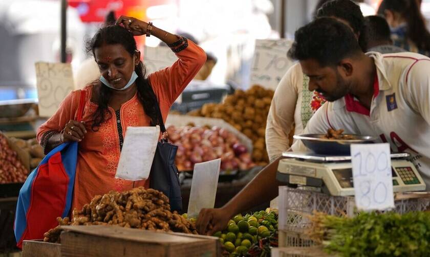 Σε ευφάνταστους τρόπους καταφεύγει η Σρι Λάνκα για να διαχειριστεί την οικονομική κρίση 