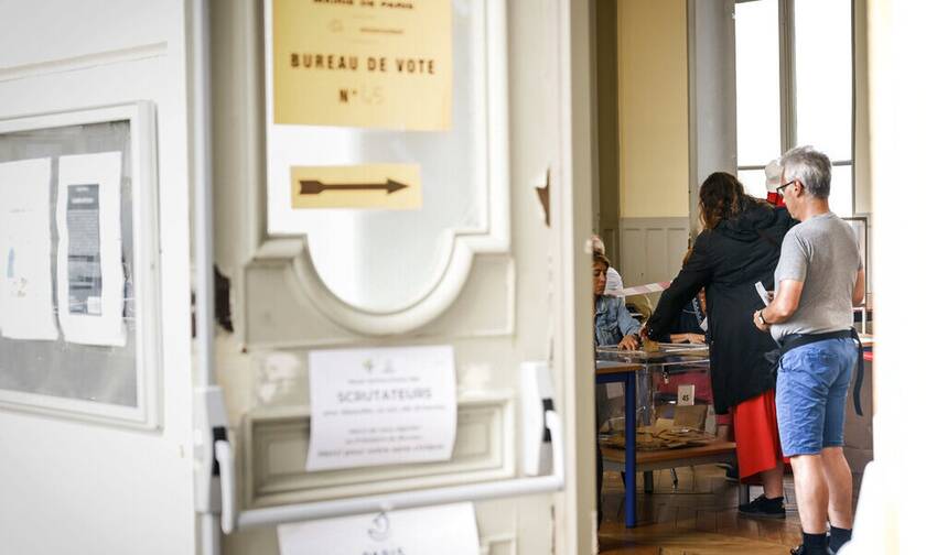 Γαλλία – Εκλογές: Αυξημένοι οι ψηφοφόροι που προσέρχονται στις κάλπες – Πότε θα έχουμε νικητή