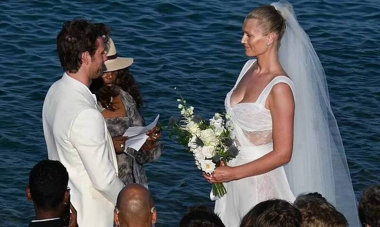 Πάρος: Ο εντυπωσιακός γάμος της πρώην του Ντι Κάπριο – Παντρεύτηκε Βρετανό ηθοποιό