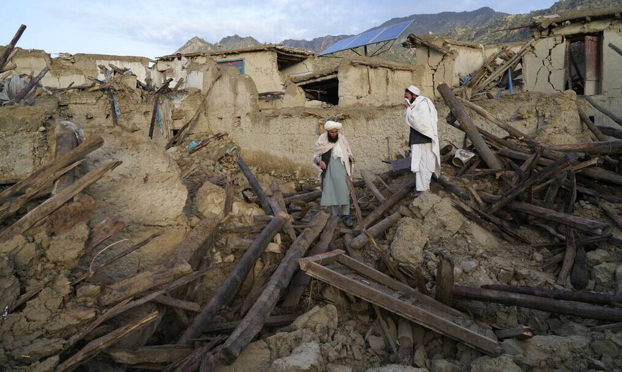 Αφγανιστάν: Χωρίς στέγη, τρόφιμα και νερό, οι επιζώντες του σεισμού αναμένουν βοήθεια