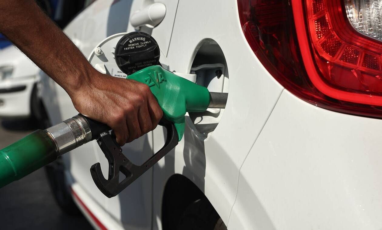 Fuel Pass 2: Ποιοι θα πάρουν επίδομα βενζίνης έως 100 ευρώ - Πώς και πότε θα δοθεί η επιδότηση
