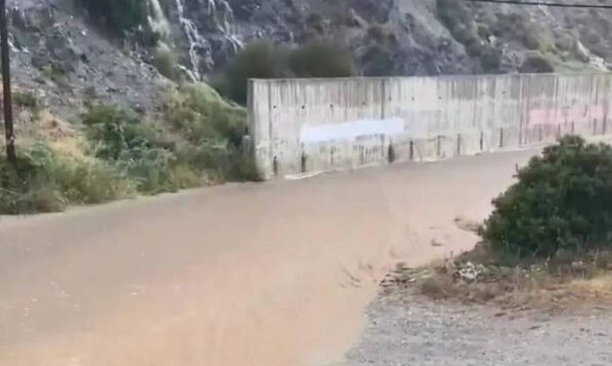 Κατέρρευσαν τέσσερις γέφυρες από την κακοκαιρία στη Σκύρο – Τι λέει ο δήμαρχος στo Newsbomb.gr