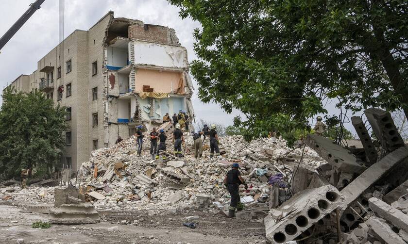 15 oι νεκροί απο βομβαρδισμό στο Ντονέτσκ