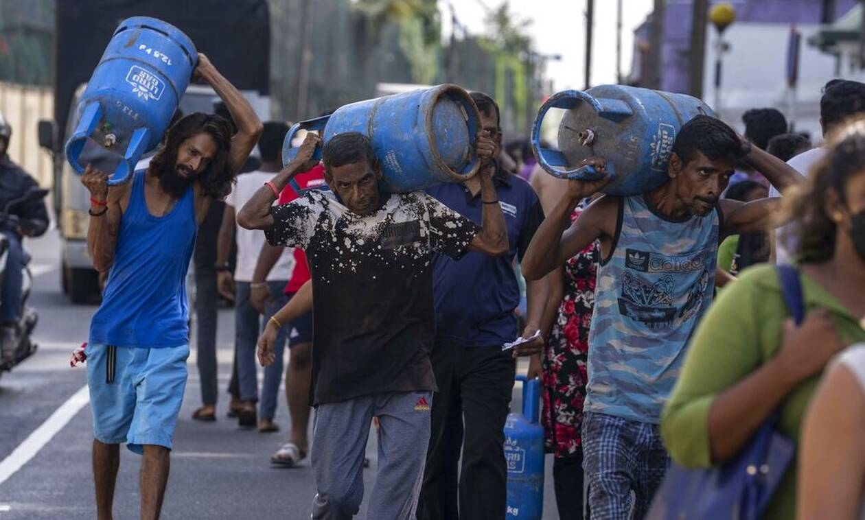 Σρι Λάνκα: Σε κατάσταση «έκτακτής ανάγκης» κηρύχθηκε η χώρα μετά τη φυγή του προέδρου στις Μαλδίβες