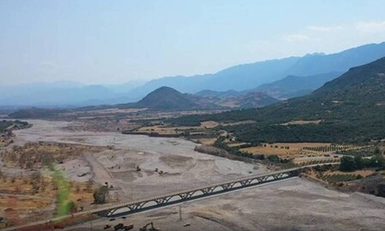 Θεσσαλία: Στερεύει ο Πηνειός - Ανησυχία για την κατάσταση του ποταμού
