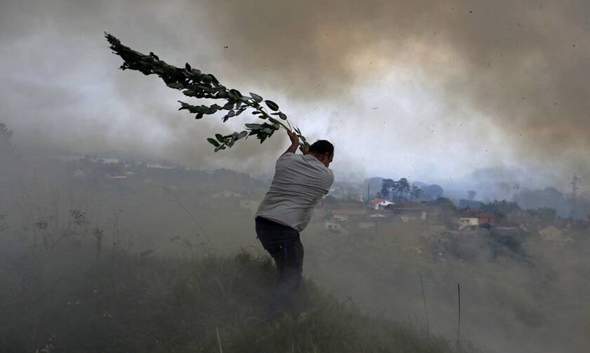 Καταστροφικές πυρκαγιές στην Πορτογαλία και μεγάλο μέρος της Ευρώπης