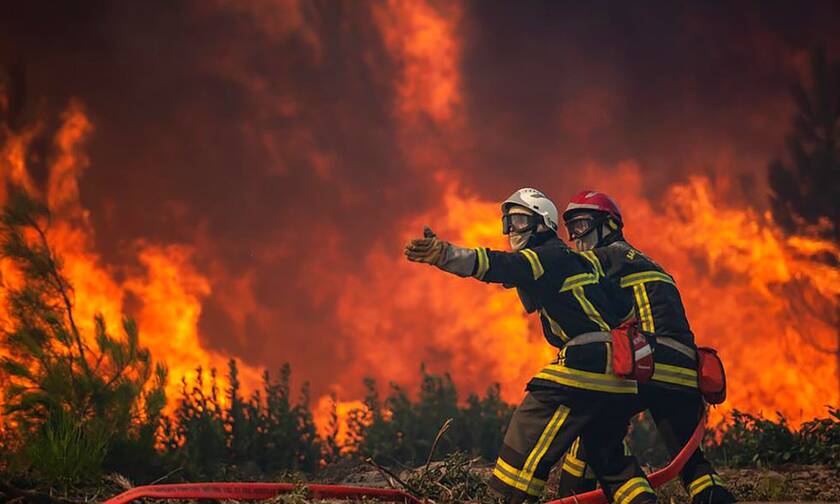 Kαταστροφικές πυρκαγιές σαρώνουν την Ευρώπη