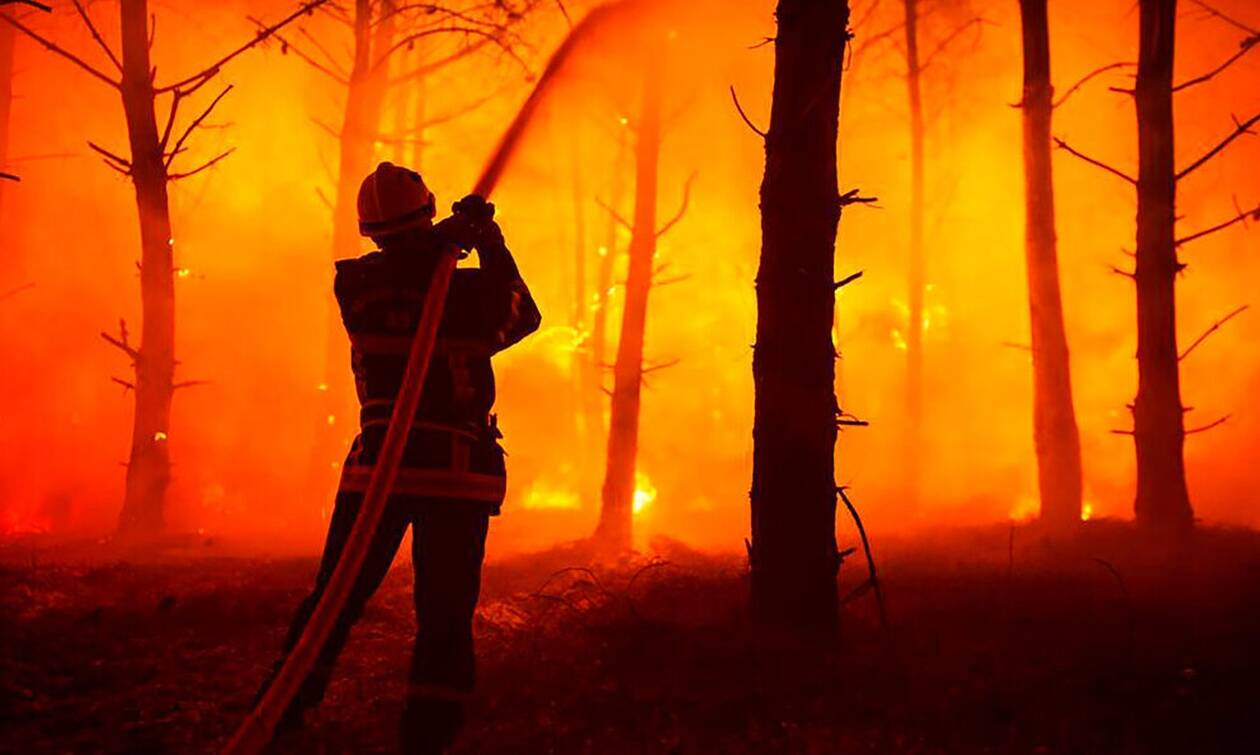 Καύσωνας και πυρκαγιές στην Ευρώπη - Οι ΗΠΑ ετοιμάζονται για ρεκόρ ζέστης σε πολλές Πολιτείες