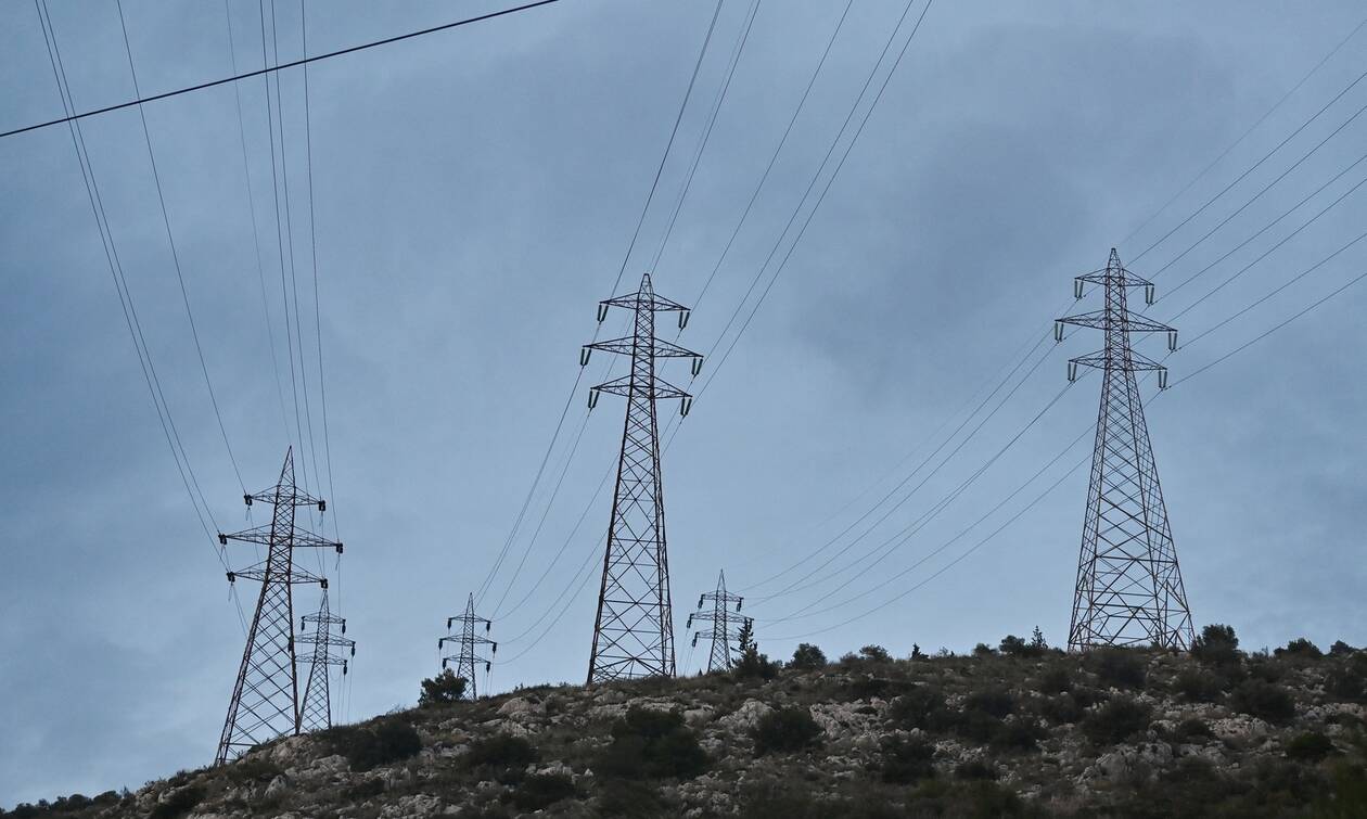 Ηλεκτρικό ρεύμα: Σήμερα ανακοινώνονται τα νέα μειωμένα τιμολόγια - Πού θα κυμανθούν οι χρεώσεις