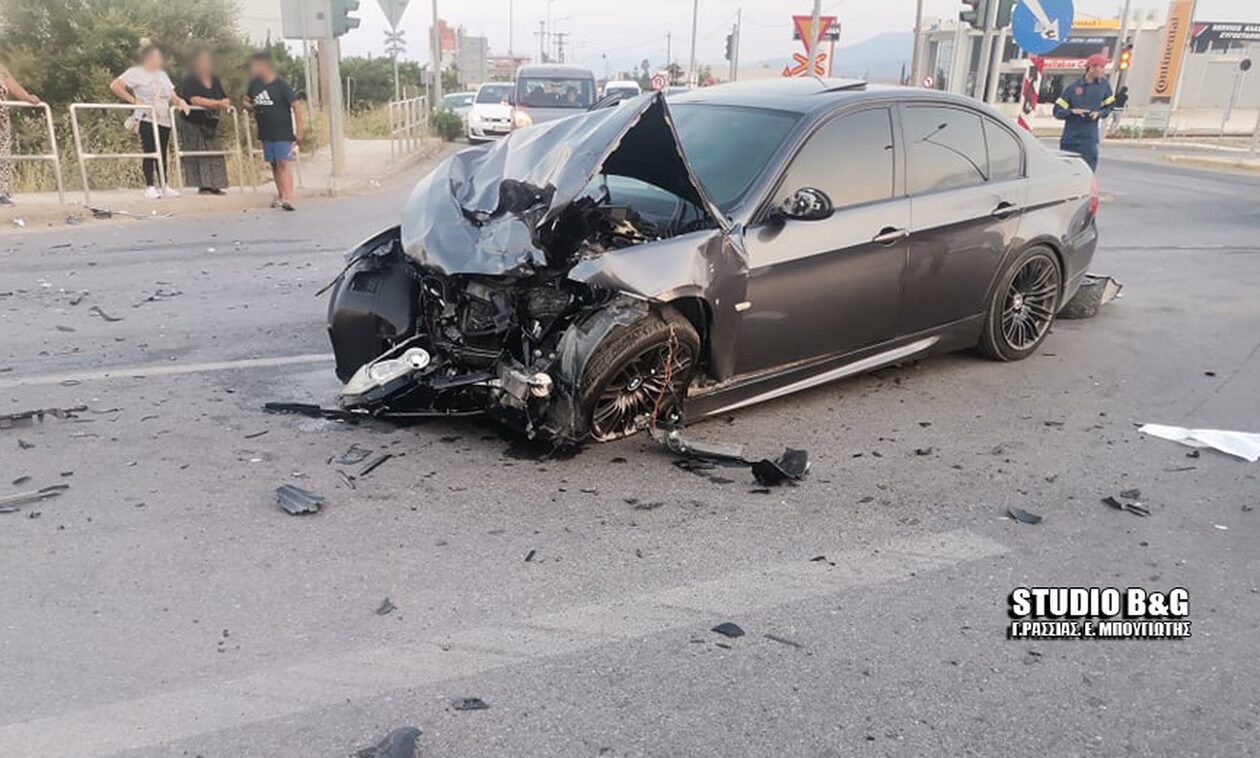 Σοβαρό τροχαίο ατύχημα με τραυματίες στο Άργος
