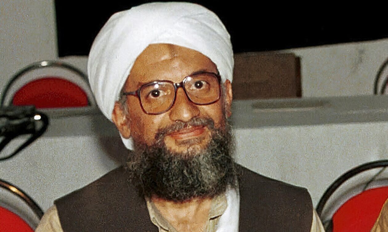 Ο ηγέτης της Αλ Κάιντα Αϊμάν αλ Ζαουάχρι πιστεύεται ότι σκοτώθηκε σε αμερικανικό αεροπορικό πλήγμα