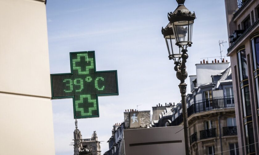 Γαλλία: Νέο κύμα καύσωνα πλήττει τη χώρα, η οποία πλέον μαστίζεται από την ξηρασία