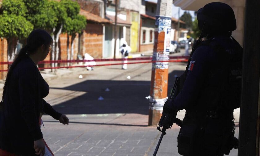 Μεξικό: Ένοπλοι δολοφόνησαν δημοσιογράφο και άλλα τρία άτομα σε μπαρ