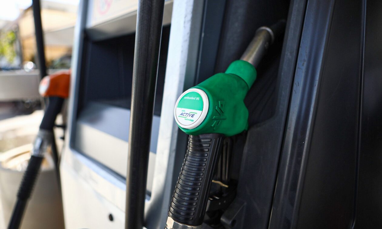 Fuel Pass 2: Πάνω από 1,8 εκατ. αιτήσεις – Τα βήματα και το «κλειδί» για την ψηφιακή κάρτα