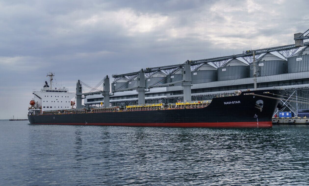 Ουκρανία: 5 φορτηγά πλοία φορτωμένα με σιτηρά θα αποπλεύσουν από τα ουκρανικά λιμάνια
