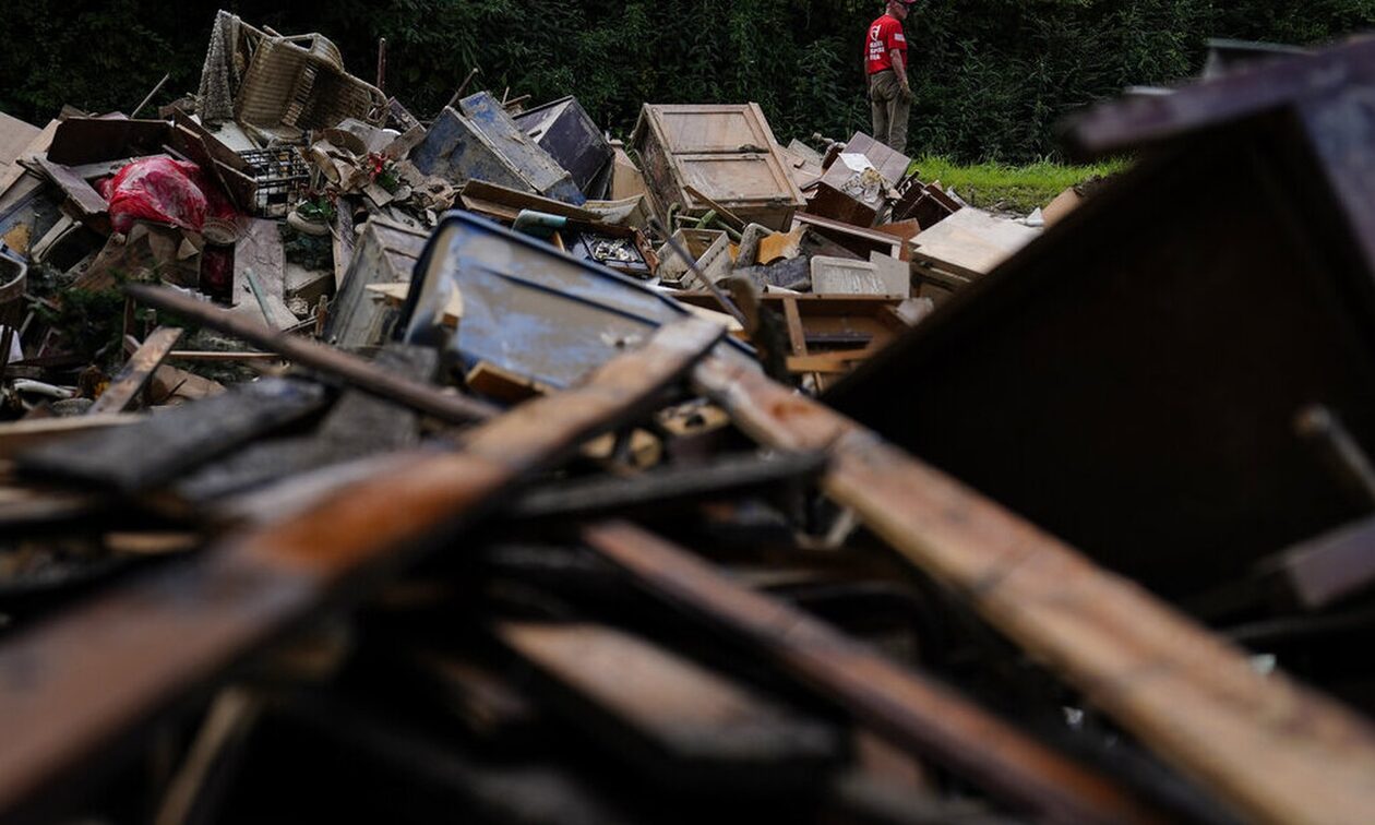 ΗΠΑ: Στο «πληγωμένο» Κεντάκι ο Μπάιντεν μετά τις φονικές πλημμύρες