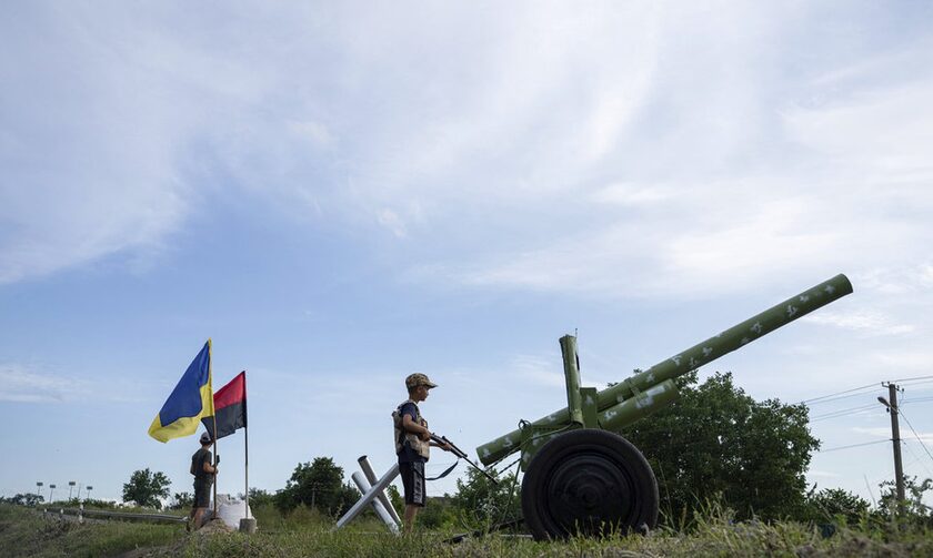Ερωτήματα για το πού καταλήγουν τα όπλα της Δύσης στην Ουκρανία