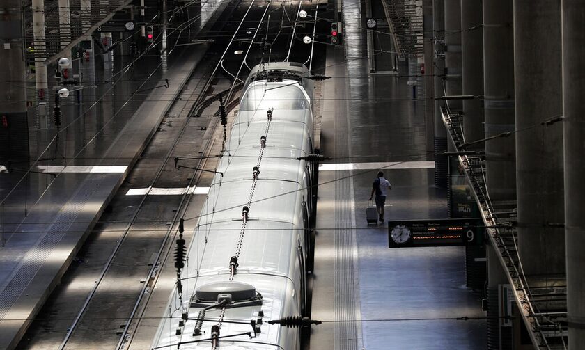 Κυκλοφοριακές αλλαγές ανακοίνωσαν οι ισπανικοί σιδηρόδρομοι λόγω «βανδαλισμών»