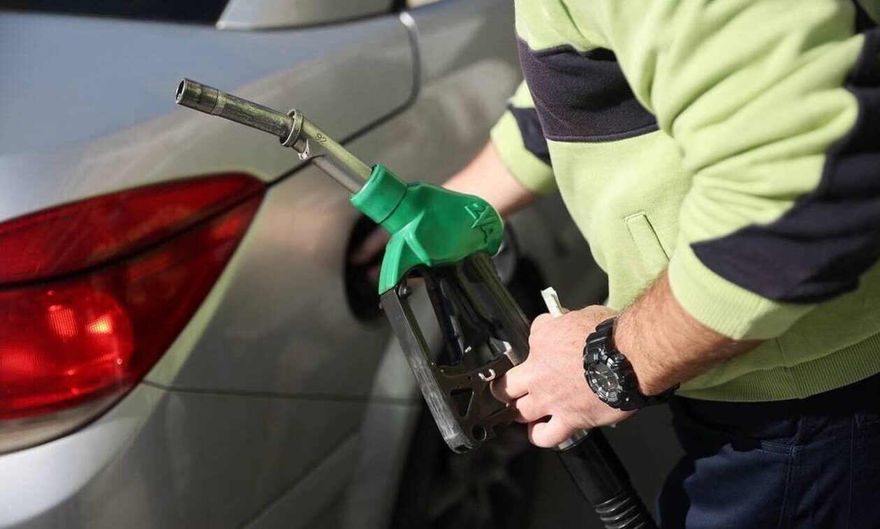 Fuel Pass 2: Συνεχίζονται οι αιτήσεις για την επιδότηση καυσίμων - Αναλυτικές οδηγίες