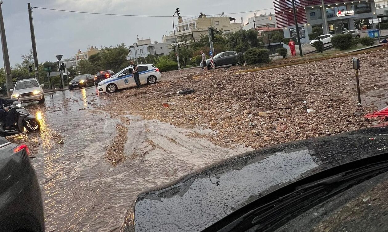 Κακοκαιρία: Πλημμύρες και προβλήματα σε όλη τη χώρα - Έκλεισαν δρόμοι σε Αθήνα, Θεσσαλονίκη