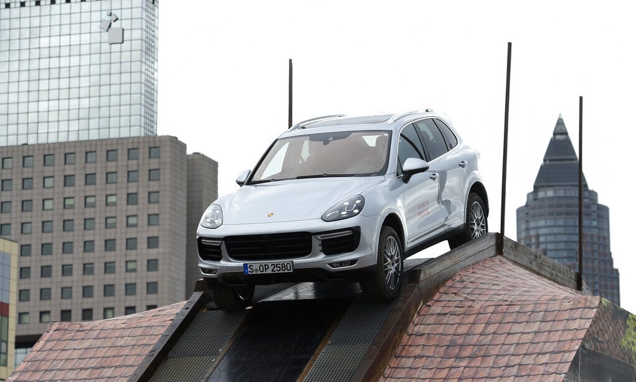 Porsche Cayenne: To «θηρίο» έγινε 20 ετών