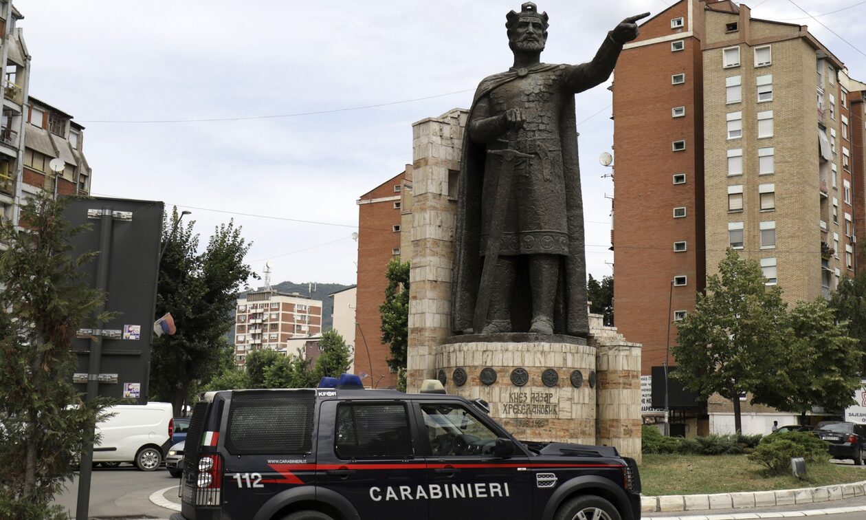 Κίνδυνος νέας ανάφλεξης στο Κόσοβο - Η Πρίστινα επαναφέρει το ζήτημα της αλλαγής πινακίδων