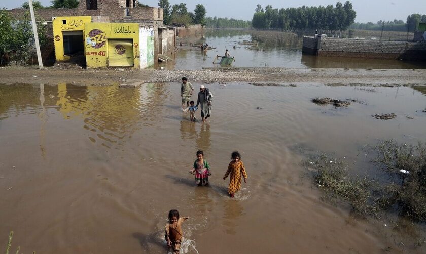 Πακιστάν: Αυξάνεται ο αριθμός των νεκρών από τις πλημμύρες