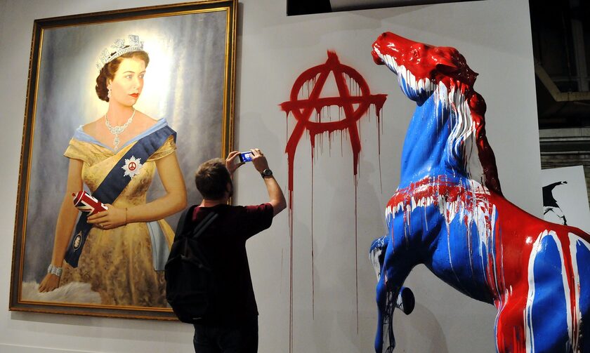 Βασίλισσα Ελισάβετ: Η μονάρχης που αποθεώθηκε από την τέχνη - Πώς έγινε μέρος της ποπ κουλτούρας