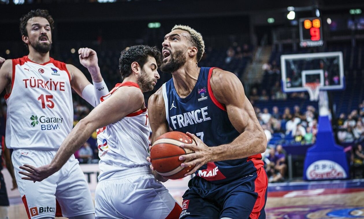 Eurobasket 2022: «Αυτοκτόνησε» η Τουρκία κι έστειλε τη Γαλλία στους «8»