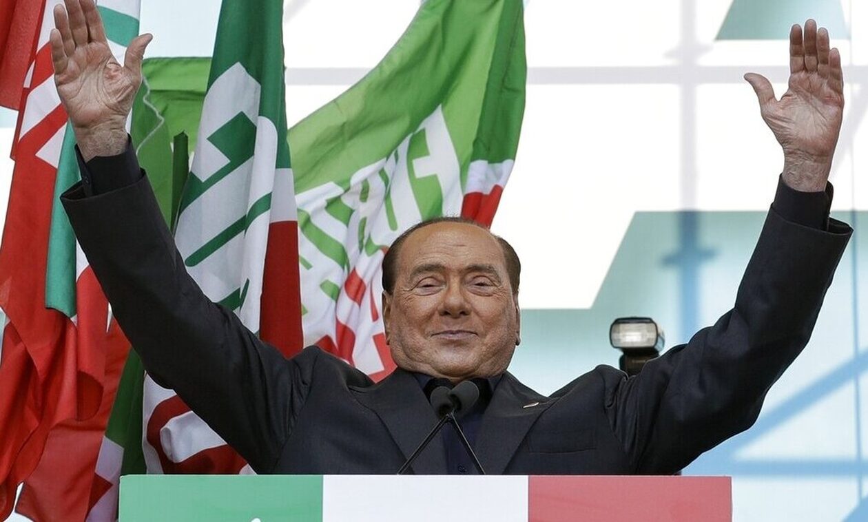 Ιταλία: Ο «αειθαλής» Μπερλουσκόνι διεκδικεί ρόλο ρυθμιστή στις εκλογές -Τα βίντεό του στο Tik Tok