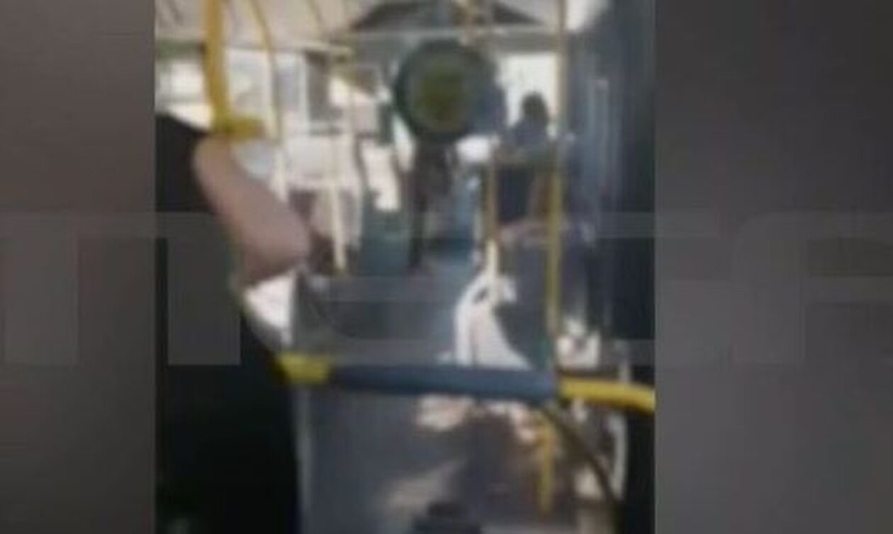 Χαμός σε λεωφορείο στη Θεσσαλονίκη: Πιάστηκαν στα χέρια οδηγός και επιβάτης