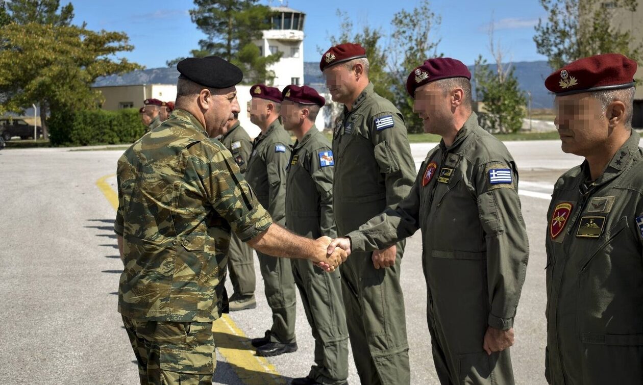 Στρατός Ξηράς: Περιοδεία του Αρχηγού ΓΕΣ, Αντιστράτηγου Χαράλαμπου Λαλούση στη Θεσσαλία