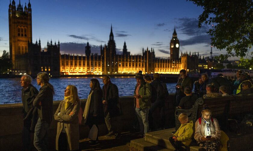 Βρετανία: Το Λονδίνο υποδέχεται υψηλούς προσκεκλημένους για την κηδεία της βασίλισσας Ελισάβετ Β’