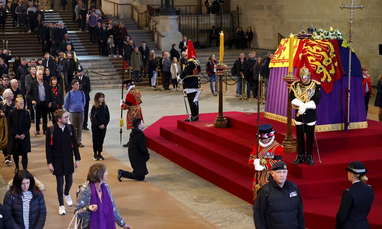 Κηδεία Ελισάβετ: Η βασίλισσα «δεν ήθελε μια μακρά, βαρετή τελετή» αποκάλυψε πρώην αρχιεπίσκοπος