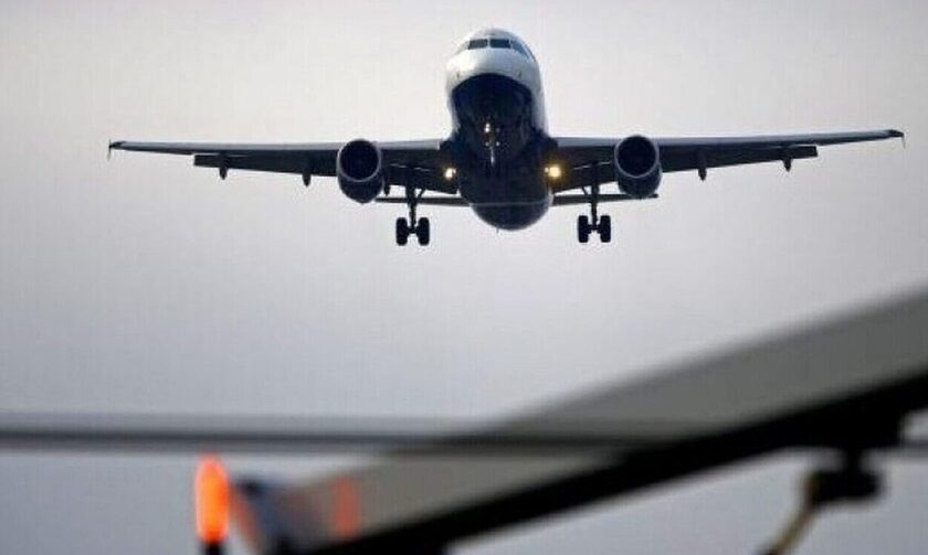 Κρήτη: Χαμός σε πτήση με μεθυσμένο επιβάτη - Συνελήφθη στο αεροδρόμιο