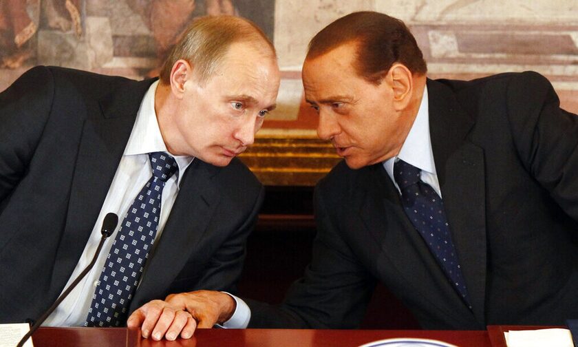 Ο Βλαντιμίρ Πούτιν με τον Σίλβιο Μπερλουσκόνι
