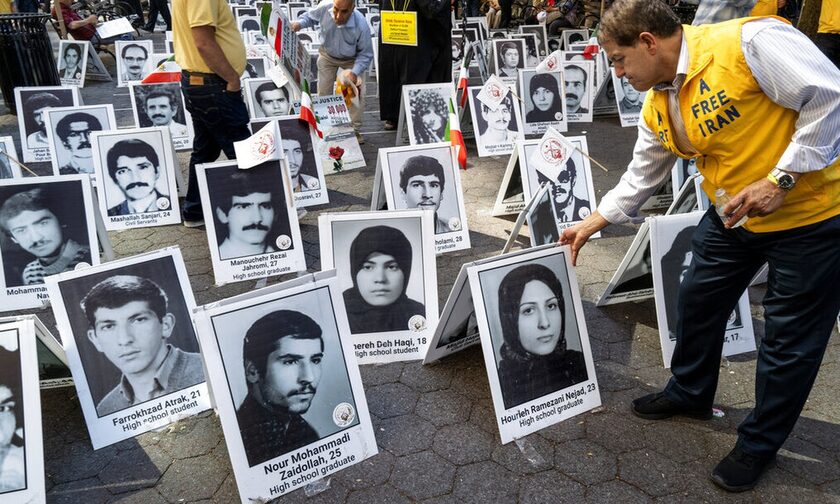 Διαδήλωση με τα πρόσωπα΄Ιρανών πολιτικών κρατουμένων στη Νέα Υόρκη