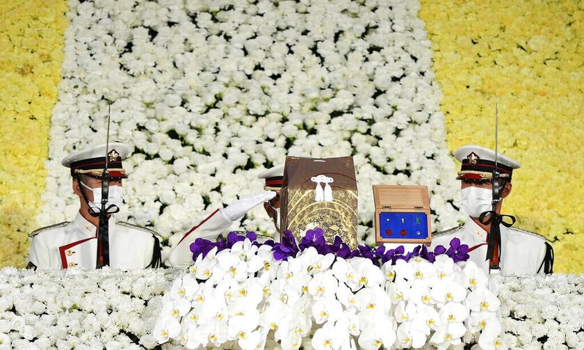 H κρατική κηδεία του Σίνζο Άμπε