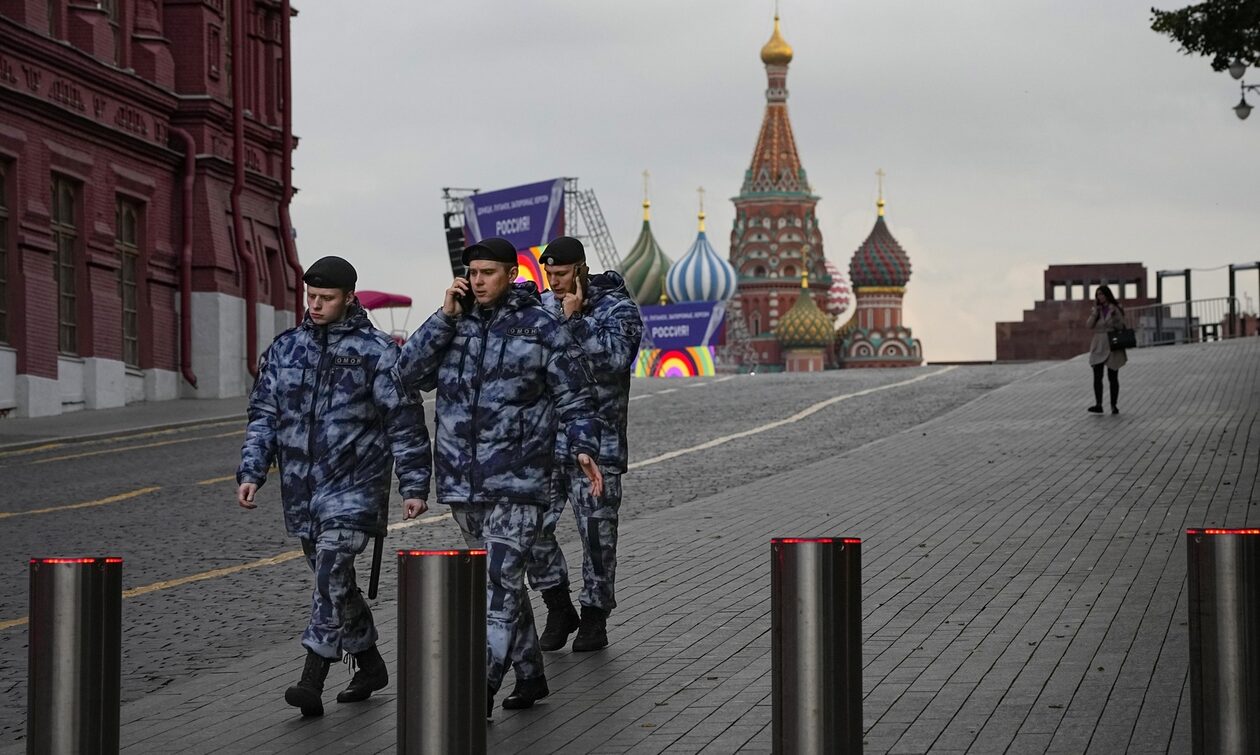 «Πέφτουν» οι υπογραφές Πούτιν για τις προσαρτήσεις, ετοιμάζονται εορταστικές εκδηλώσεις στη Μόσχα
