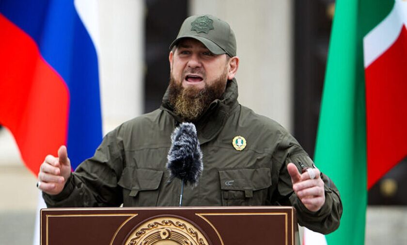 Ρωσία: Ο Τσετσένος ηγέτης Ραμζάν Καντίροφ δηλώνει ότι θα στείλει τρεις έφηβους γιους του στον πόλεμο