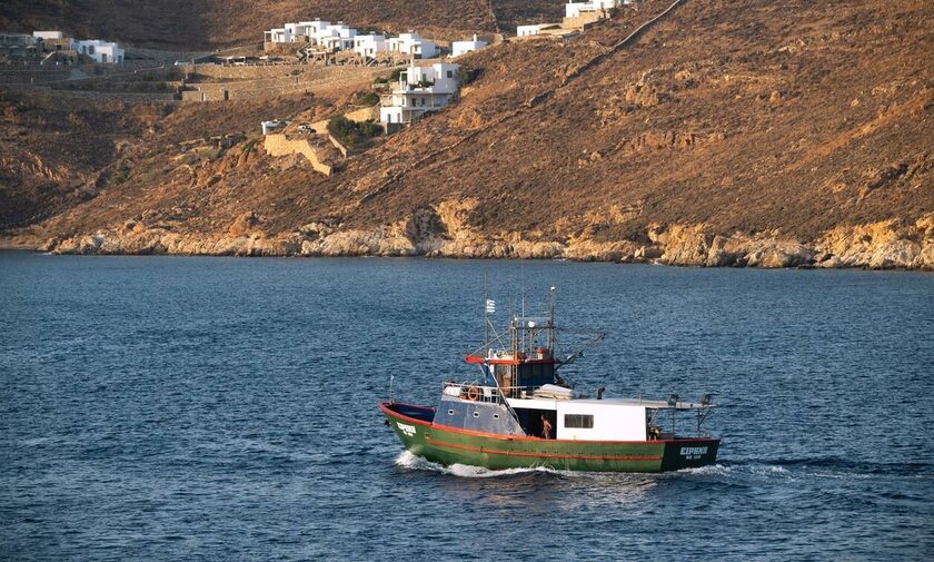 Χίος: Αλιέας καταγγέλλει ότι ψάρευε νότια της Μυτιλήνης και τουρκική ακταιωρός του είπε να φύγει