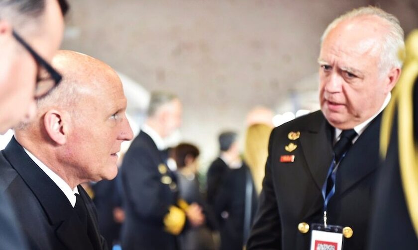 Πολεμικό Ναυτικό: Συνάντηση του Αρχηγού Πετράκη με τον Αρχηγό Ναυτικών Επιχειρήσεων ΗΠΑ