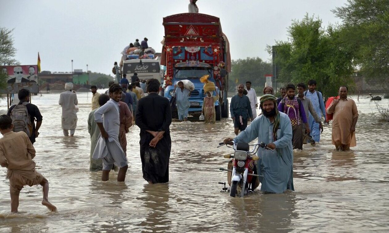Πακιστάν: Εκατομμύρια άνθρωποι αντιμέτωποι με το φάσμα της φτώχειας μετά τις πλημμύρες