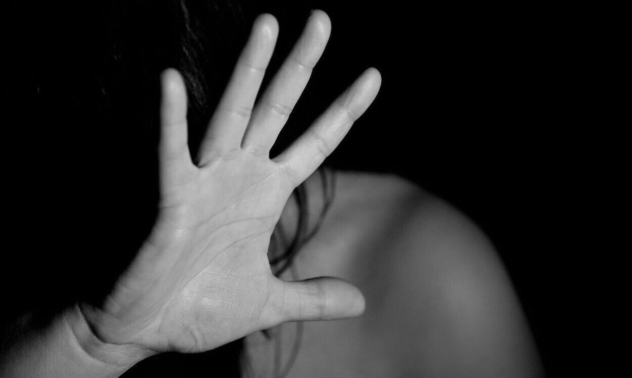 Ηράκλειο Κρήτης: Χειροπέδες σε 21χρονο για βιασμό ανηλίκου