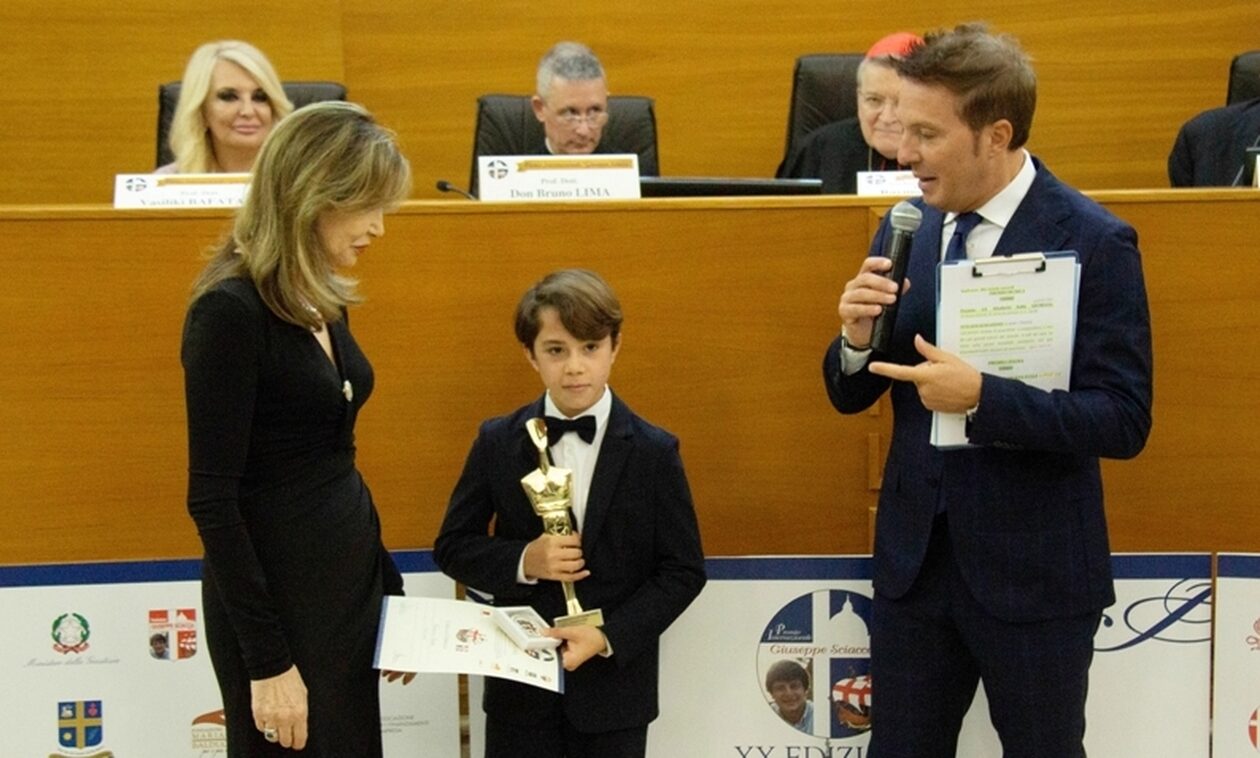 Βραβεία Sciacca-Βατικανό: Αυτός είναι ο 9χρονος Έλληνας «Μότσαρτ»