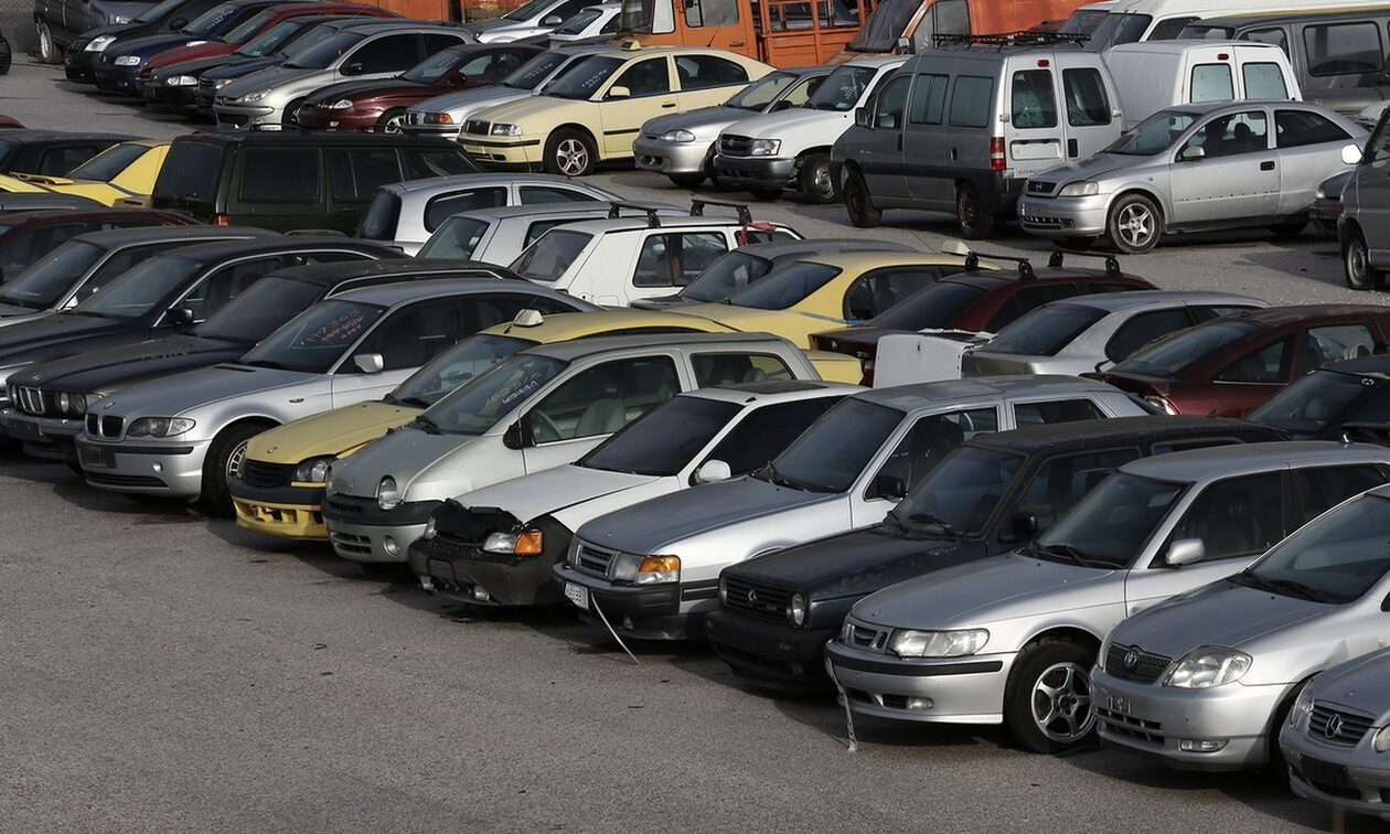 Αυτοκίνητα από 300 ευρώ: Πότε ανοίγει η αποθήκη - Αναλυτική λίστα με τα 33 οχήματα και τις τιμές
