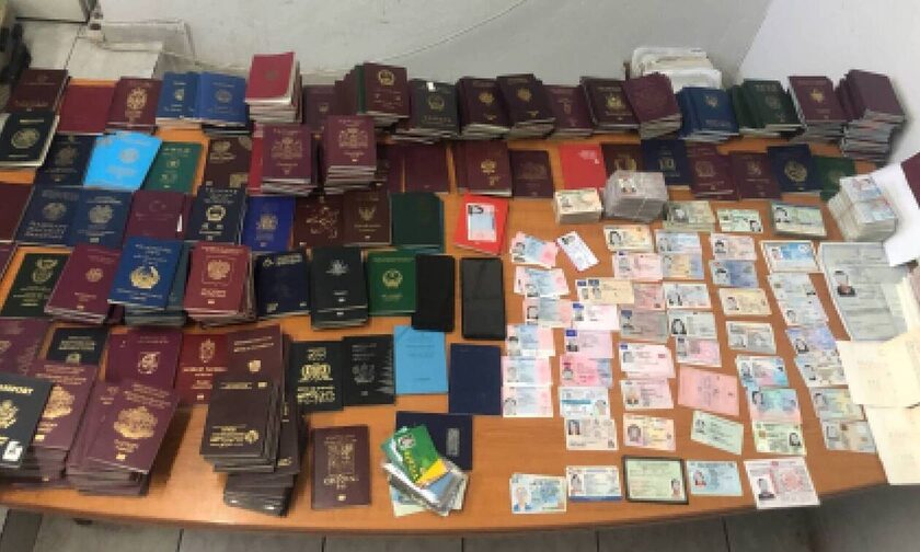 Τελωνείο Κρυσταλλοπηγής: Συλλήψεις αστυνομικών για πλαστά διαβατήρια