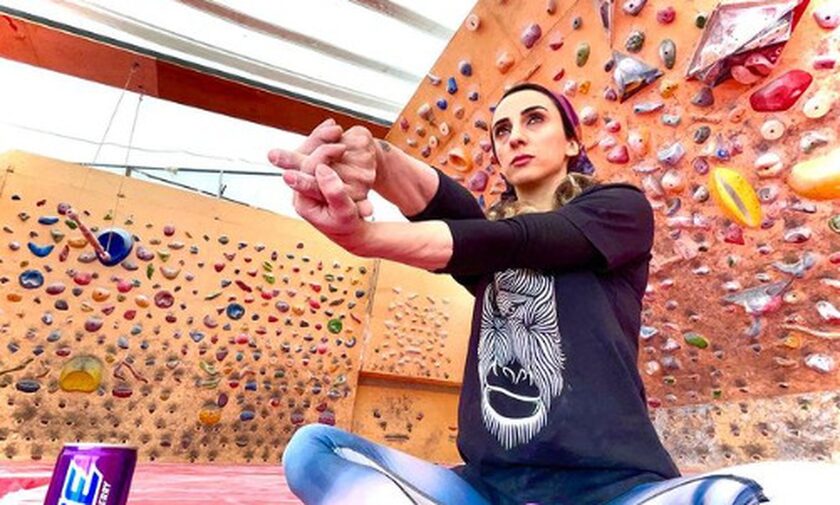 Aγνοειται η Ελνάζ Ρεκάμπι, αθλήτρια της αναρρίχησης από το Ιράν